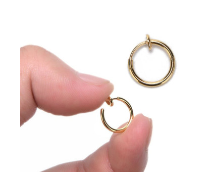 Netikras auskaras Black Ring; 1 vnt