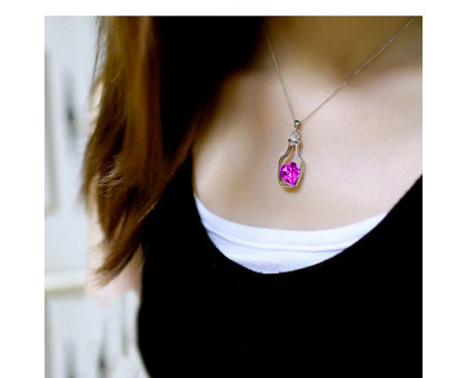 Kaklo pakabukas Buteliukas Ružavas; 28x14mm