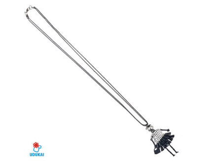 Kaklo pakabukas Lėlytė Silver Moli; 10cm