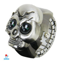 Laikrodis žiedas Kaukolė; kvarcinis