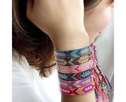 Apyrankė pinta Friends 12; universalaus dydžio