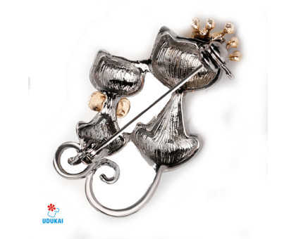 Segė Kačiukai; 4x2.6cm