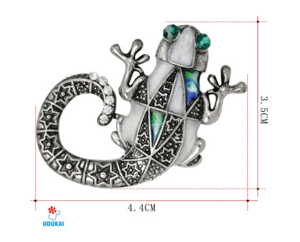 Segė Salamandra; 4.4x3.5cm