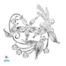 Segė Balta puokštė-03; 4.5x5cm